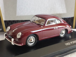 Road Signature Porsche 356 1952 échelle 1/43 En Boite Vitrine Et Sur-boite - Autres & Non Classés