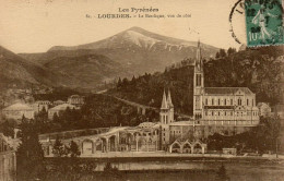 CPA 65  LES PYRENEES LOURDES La Basilique Vue De Côté - Lourdes