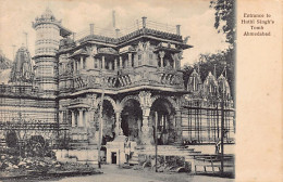 India - AHMEDABAD - Entrance To Huthi Singh's Tomb - Hutheesing Jain Temple - India