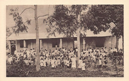 Madagascar - TAMATAVE - L'école - Ed. Société Des Missions Évangéliques  - Madagaskar