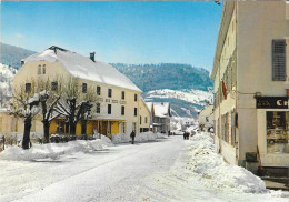 BUSSANG - L'Hôtel Des Deux Clefs Rue D'Alsace - Bussang