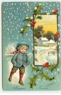 N°22891 - Carte Gaufrée - Clapsaddle - Bonne Année - Garçon Près D'une Maison Enneigée - New Year