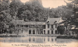 78-VERSAILLES LE PARC LA MAISON DE LA REINE-N°T2522-D/0095 - Versailles (Château)