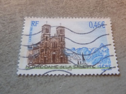 Notre-Dame De La Salette - Isère - La Basilique - 0.46 € - Yt 3506 - Multicolore - Oblitéré - Année 2002 - - Iglesias Y Catedrales