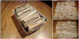 GROS LOT D'ENVELOPPES 1920/1970. CARTON A CHAUSSURE D'ENVIRON 750 DOC. QQ PHOTOS. BEAUCOUP DE SEUL/LETTRE. DEPART 1€ - 1921-1960: Periodo Moderno