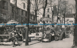 R045599 Paris. La Place Du Tertre. Chantal - World