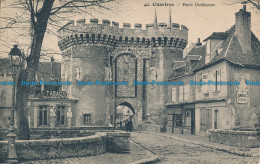 R045367 Chartres. Porte Guillaume - World