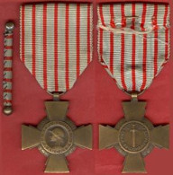 ** MEDAILLE  CROIX  Du  COMBATTANT ** - 1914-18