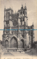 R044548 Amiens. The Cathedral. Levy Fils. No 96 - World