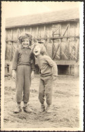 Kids Child Two Girls Smiling Outside  In Garden Old  Photo 14x9 Cm # 40986 - Anonyme Personen