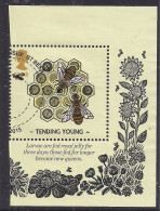 GB 2015 QE2 £1.33 Honey Bee Tending Young Ex M/S & Fdc SG MS 3742 ( D593 ) - Oblitérés