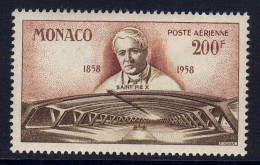 Monaco // Poste Aérienne // 1958 // Basilique Souterraine Et PIE X Timbres Neufs** MNH  No. Y&T 70 - Airmail