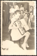 Kid School Girl With Accordion Old  Photo 14x9 Cm # 40987 - Anonyme Personen