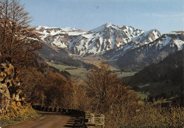 63 LE-MONT-DORE  Route De La Croix-Saint-Robert             (Scan R/V) N°   4   \MT9106 - Le Mont Dore