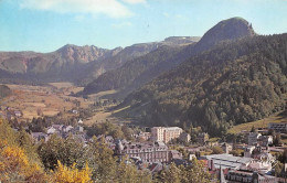 63 LE-MONT-DORE  Vue Générale Vers Le Capucin  (Scan R/V) N°   42   \MT9105 - Le Mont Dore