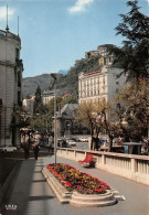 63 ROYAT Boulevard BAZIN Les Hotels Et Le Paradis (Scan R/V) N°   22   \MT9110 - Royat