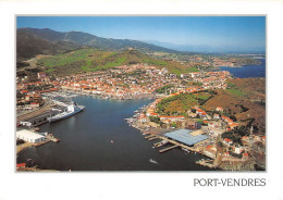 66  Port-Vendres  Vue Aérienne Générale Le Port  (Scan R/V) N°   46   \MT9124 - Port Vendres