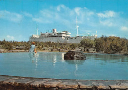 66 Le Port Barcarès   Le Lydia Bateau Des Sables La Pièce D'eau      (Scan R/V) N°   14   \MT9121 - Port Barcares