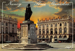 54 NANCY  La Place Stanislas Statue   (Scan R/V) N°   18   \MT9116 - Nancy