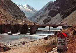 38  La Bérarde Saint-Christophe-en-Oisans Le Barrage (Scan R/V) N°  44   \MT9151 - Voiron