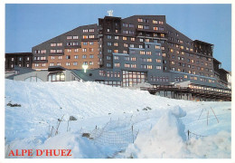 38  L'Alpe D'Huez  Le Club-Méditérranée   (Scan R/V) N°   31   \MT9144 - Bourg-d'Oisans