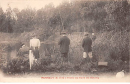 MENNECY - Pêche Au Bord De L'Etang - Très Bon état - Mennecy