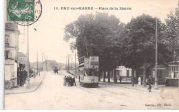 BRY SUR MARNE - Place De La Mairie - Très Bon état - Bry Sur Marne