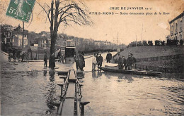 ATHIS MONS - Crue De Janvier 1910 - Scène émouvante Place De La Gare - état - Athis Mons