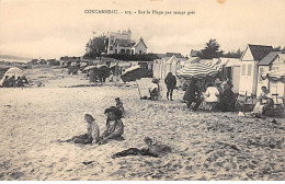 CONCARNEAU - Sur La Plage Par Temps Gris - Très Bon état - Concarneau