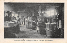 IVRY - Chocolaterie Henri Jacquin - Une Salle De Laboratoire - état - Ivry Sur Seine