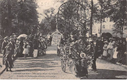 CHOISY LE ROI - Fête De La Muse Du Travail - Avenue De Paris, Une Voiture Automane - Très Bon état - Choisy Le Roi