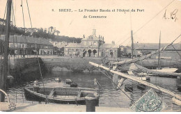 BREST - Le Premier Bassin Et L'Octroi Du Port De Commerce - état - Brest