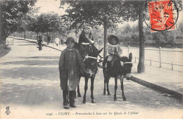 VICHY - Promenades à Anes Sur Les Quais De L'Allier - Très Bon état - Vichy