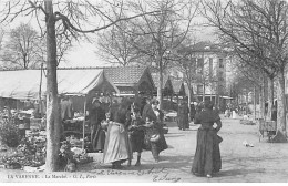 LA VARENNE - Le Marché - Très Bon état - Andere & Zonder Classificatie