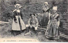CONCARNEAU - Anciens Costumes Bretons - Très Bon état - Concarneau