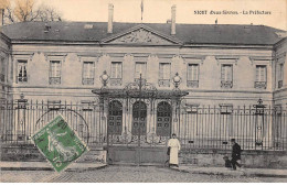 NIORT - La Préfecture - Très Bon état - Niort