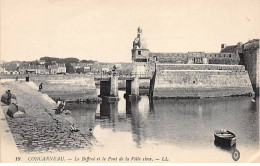 CONCARNEAU - Le Beffroi Et Le Pont De La Ville Close - Très Bon état - Concarneau