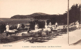 GIENS - Hôpital Renée Sabran - Les Bains De Soleil - Très Bon état - Autres & Non Classés