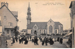 CARANTEC - Danses Sur La Place De L'Eglise - état - Carantec