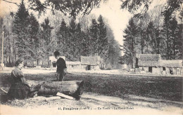 FOUGERES - En Forêt - Le Rond Point - Très Bon état - Fougeres