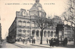 SAINT ETIENNE - L'Hôtel De Ville Et La Rue De Paris - Très Bon état - Saint Etienne