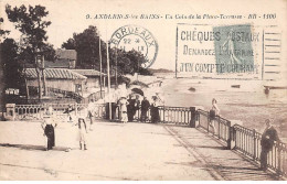 ANDERNOS LES BAINS - Un Coin De La Place Terrasse - état - Andernos-les-Bains