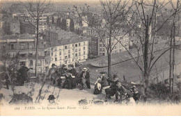 PARIS - Le Square Saint Pierre - Très Bon état - Parchi, Giardini