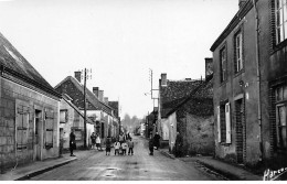 SAINT MAIXENT - La Route De Montmirail - Très Bon état - Altri & Non Classificati