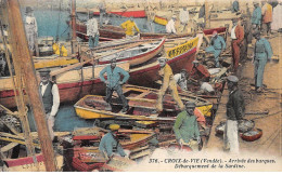 CROIX DE VIE - Arrivée Des Barques - Débarquement De La Sardine - état - Other & Unclassified