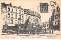 SAINT DENIS - La Place Aux Gueldres - Très Bon état - Saint Denis