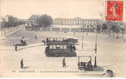 SAINT DENIS - La Caserne Et Le Boulevard Sadi Carnot - Très Bon état - Saint Denis
