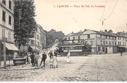 VANVES - Place Du Val - La Fontaine - Très Bon état - Vanves