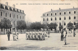 AUXERRE - Scène De Caserne - Intérieur De La Caserne, Pendant L'exercice - état - Auxerre