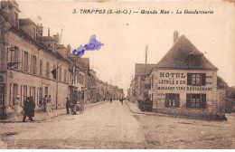 TRAPPES - Grande Rue - La Gendarmerie - Très Bon état - Trappes